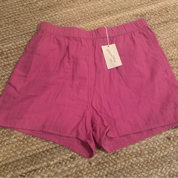 NWT Universal Thread 100% cotton shorts with 2 pockets at side. 1 Green 1 Pink - Picture 4 of 5